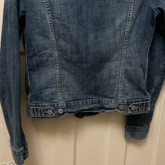 Levi’s Jean Jacket Size Medium - Picture 6 of 14